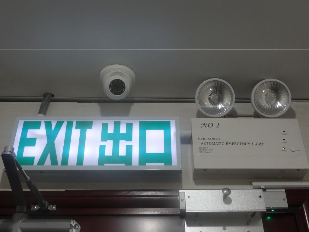 Tai Wah Guest House Цзюлун Экстерьер фото