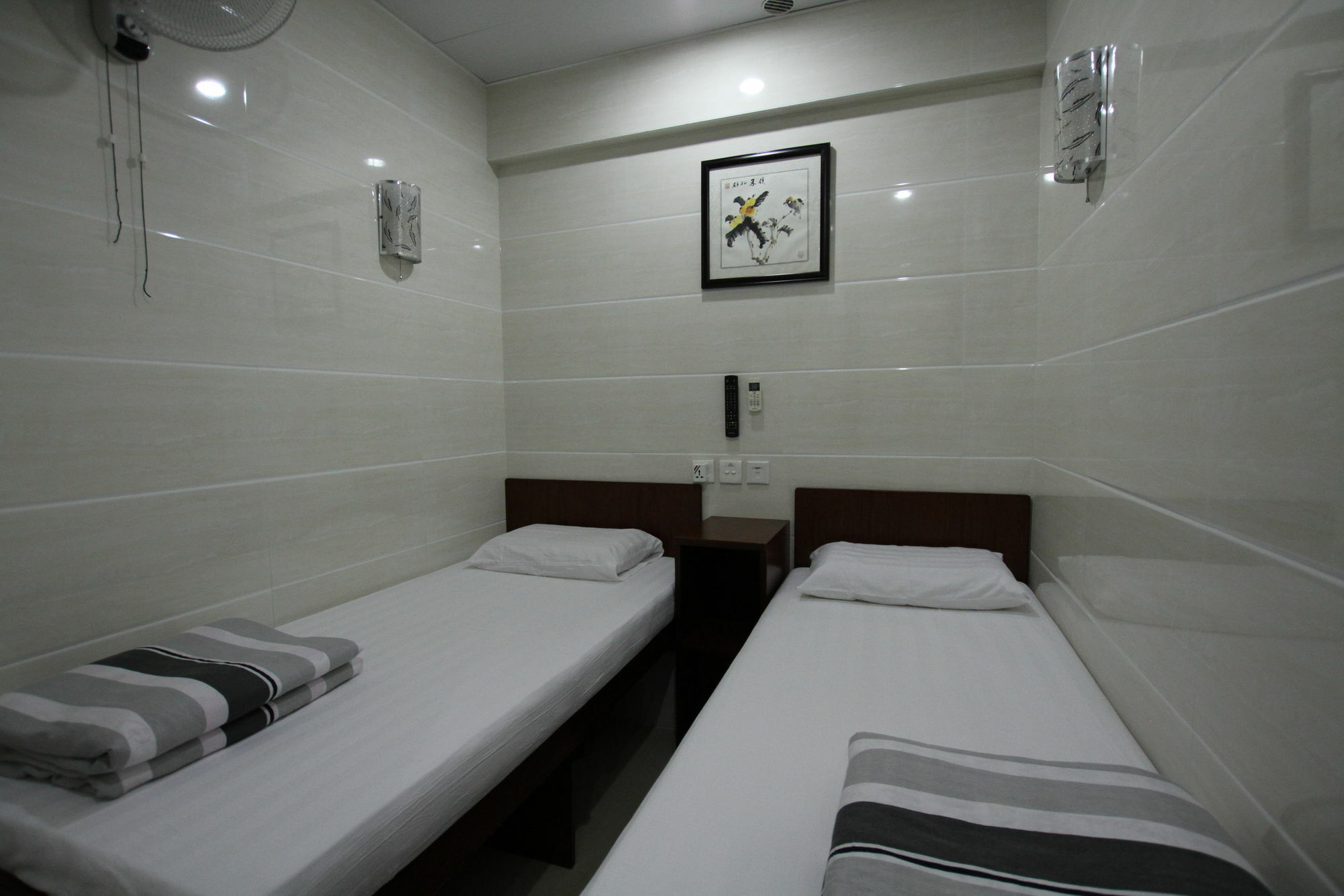 Tai Wah Guest House Цзюлун Экстерьер фото